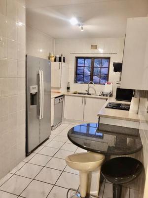 Apartment / Flat For Rent in Sandown, Sandton